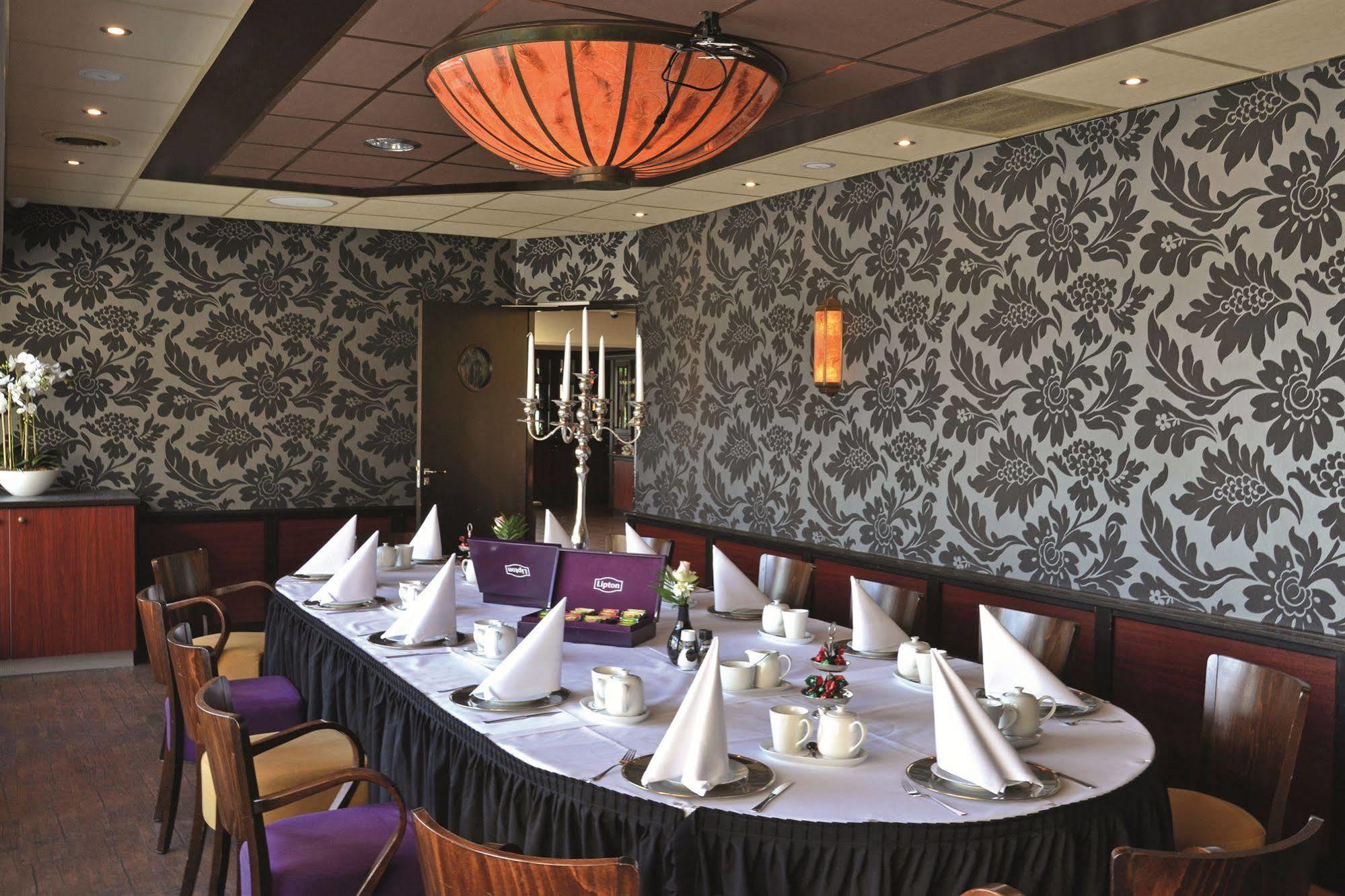 Fletcher Hotel - Restaurant Heiloo Exteriör bild